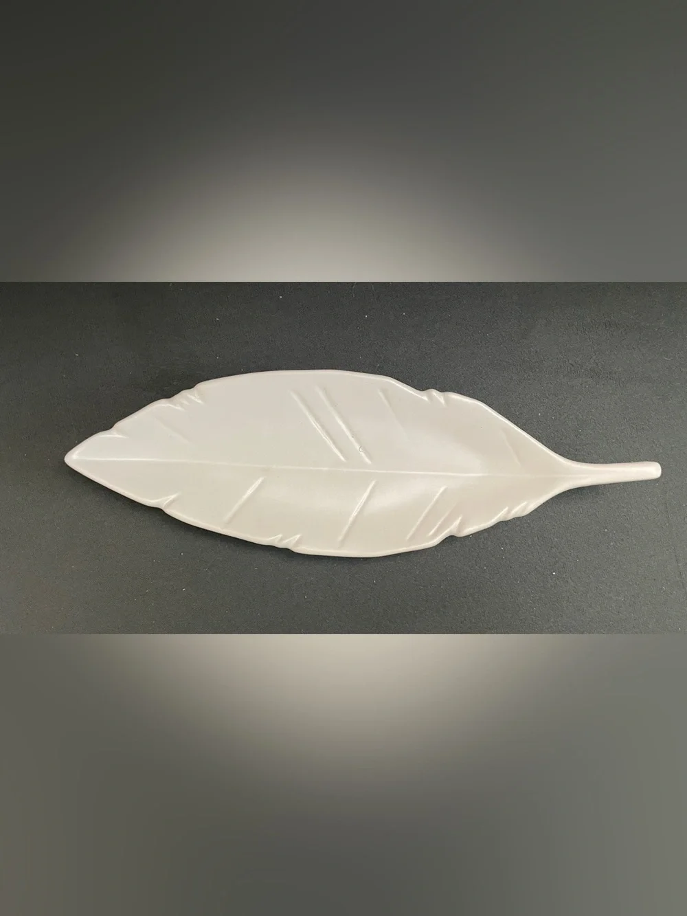 NEW West Elm White Leaf ceramic Decorative Tray for Jewelry Accessories 9”x 3”